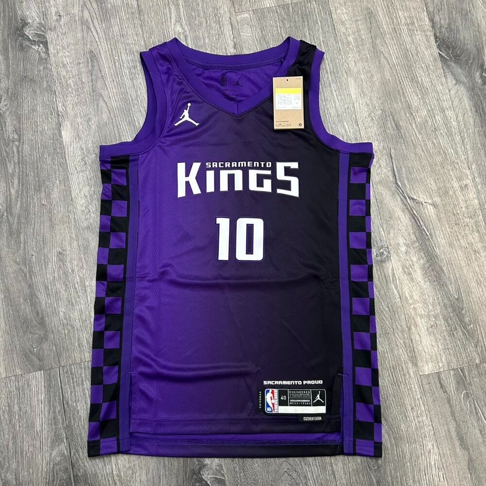 Jordan Domantas Sabonis Sacramento Kings Statement Edition Jersey Size 40 Small